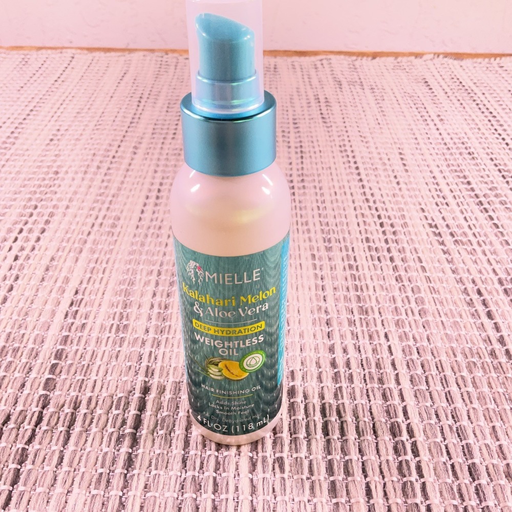 Mielle Kalahari Melon & Aloe Vera Deep Hydration Weightless Oil 4oz Hair Finish